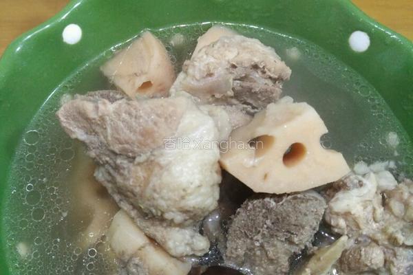 莲藕红枣猪骨汤的做法图解6