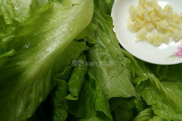 素炒生菜的做法图解2