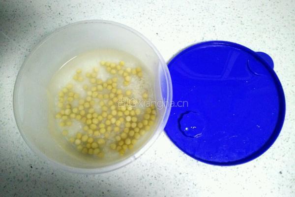 红枣米润豆浆的做法图解2