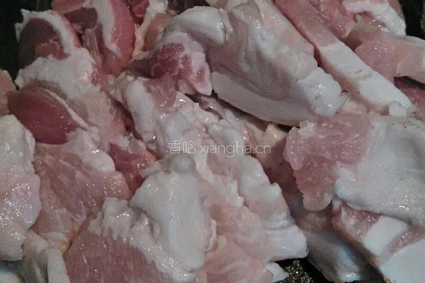 干豆角烧肉的做法图解1