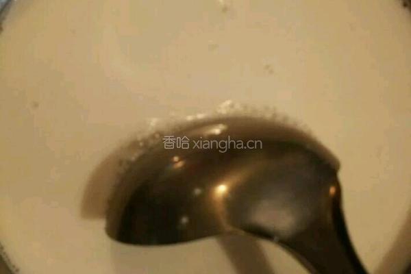 椰汁千层马蹄糕的做法图解3