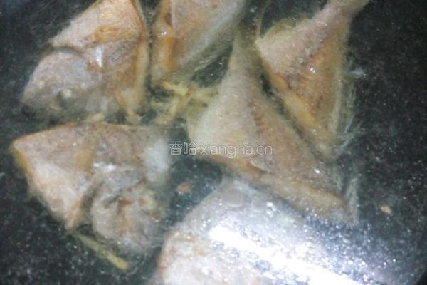 黄翅鱼豆腐汤的做法图解4