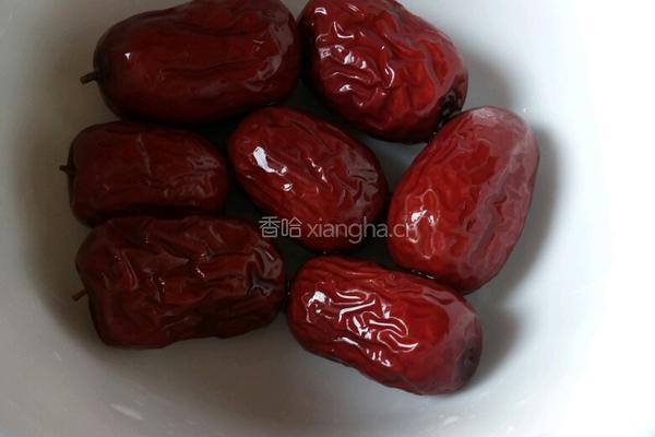 银耳小米粥的做法图解5