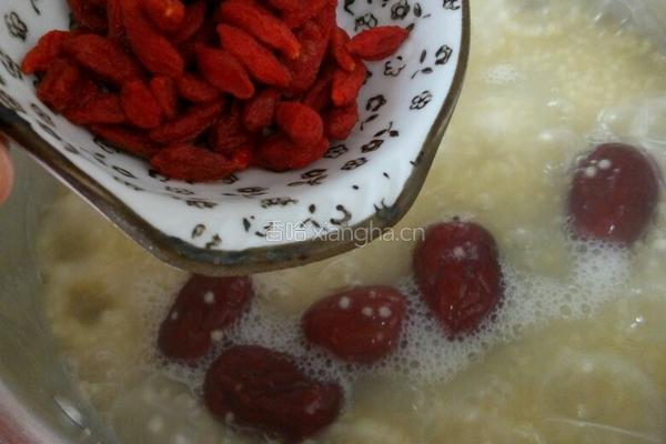 银耳小米粥的做法图解10