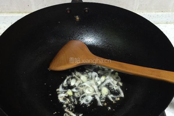 砂锅土豆粉的做法图解2