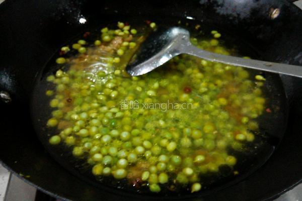 咸甜肉末豌豆(母亲版)的做法图解8