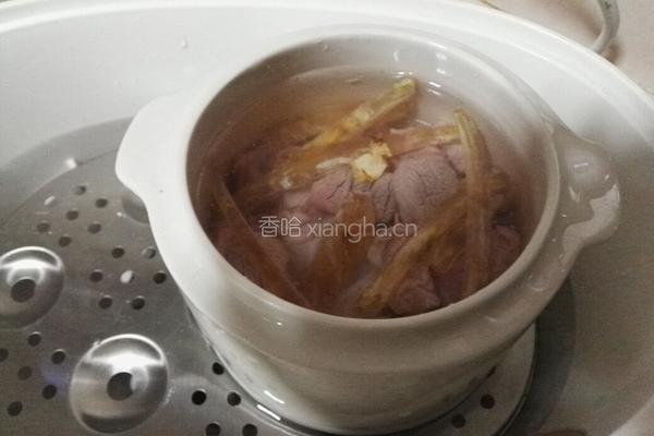 鱼胶炖鸡汤的做法图解6