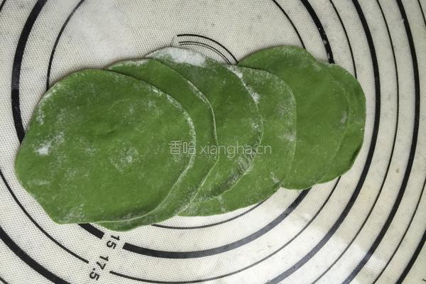菠菜饺子的做法图解9