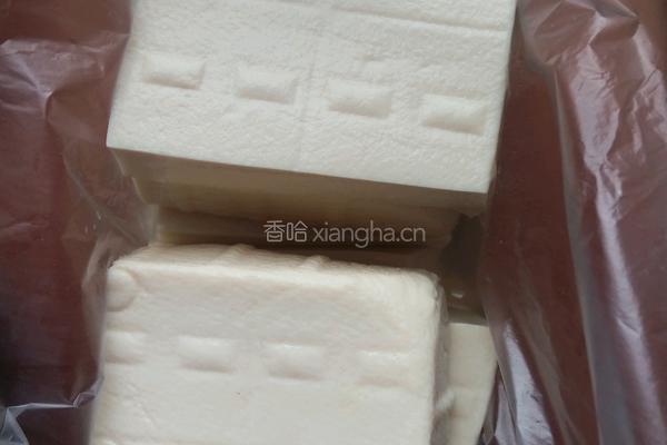 黄金豆腐的做法图解1