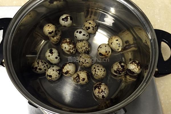 金玉满堂（鱼香鹌鹑蛋）的做法图解1
