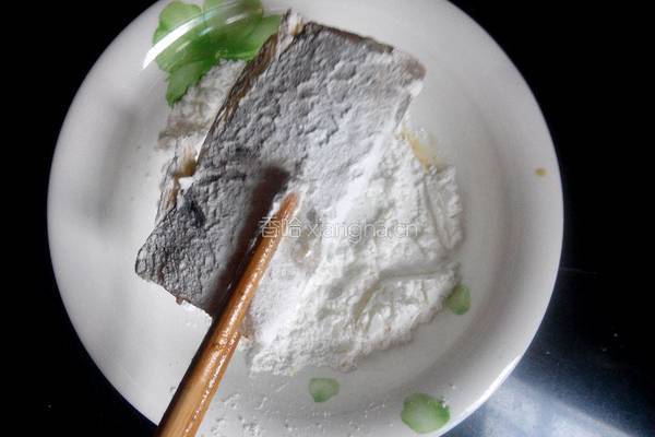 香酥带鱼的做法图解4