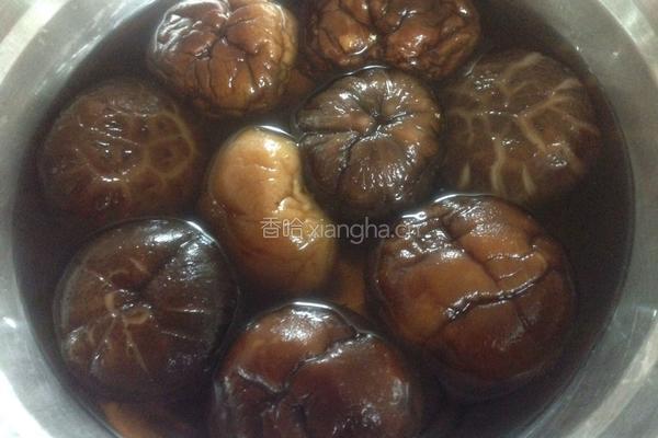 香菇蒸土鸡的做法图解4