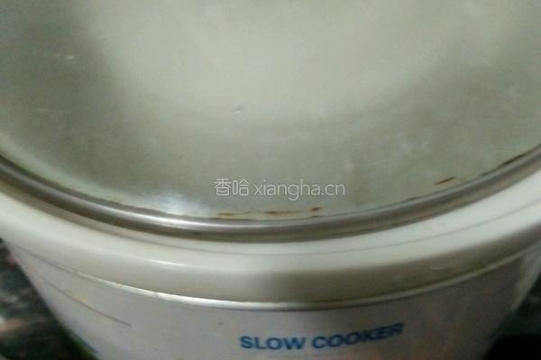 牛奶炖红枣木瓜的做法图解6