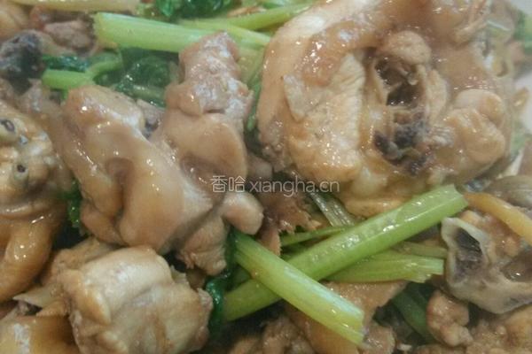 芹菜炒鸡肉的做法图解7
