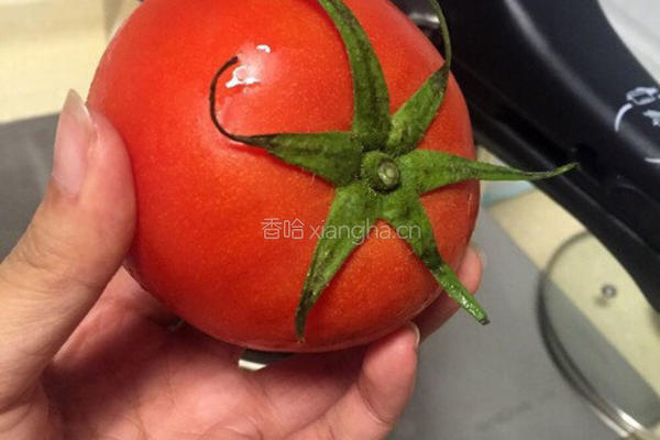 番茄玫瑰花的做法图解1