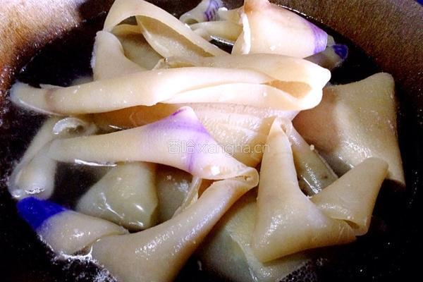肉皮冻之年年有鱼的做法图解4