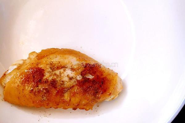 香煎鸡翅（鸡胸肉）的做法图解4