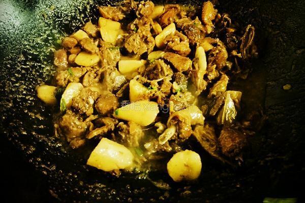 山药焖鸭肉的做法图解13