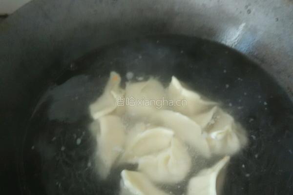 宝宝主食胡罗卜肉馅水饺的做法图解5
