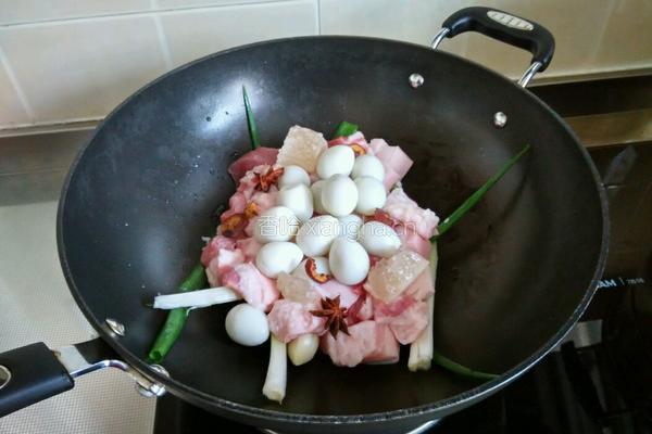  五花肉卤蛋的做法图解3