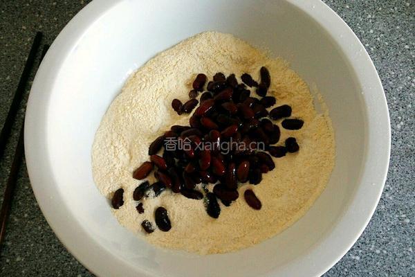 玉米面红豆发糕的做法图解4