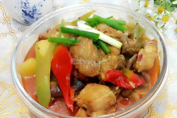 香辣鸡煲