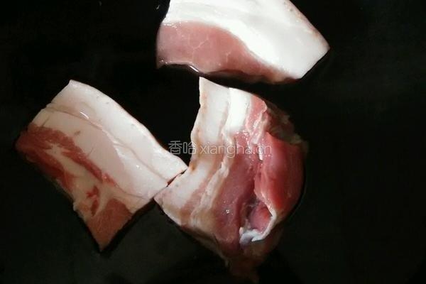 梅菜扣肉的做法图解2