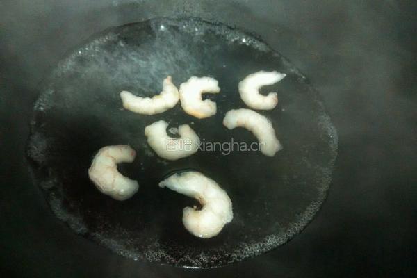 菠菜虾仁粥的做法图解4
