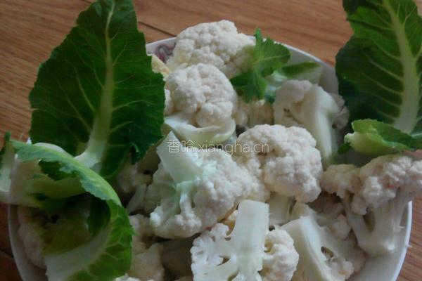 菜花炒腊肠的做法图解3