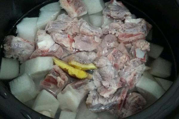 飞排炖白萝卜的做法图解5