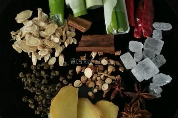 酸笋鸭的做法图解2