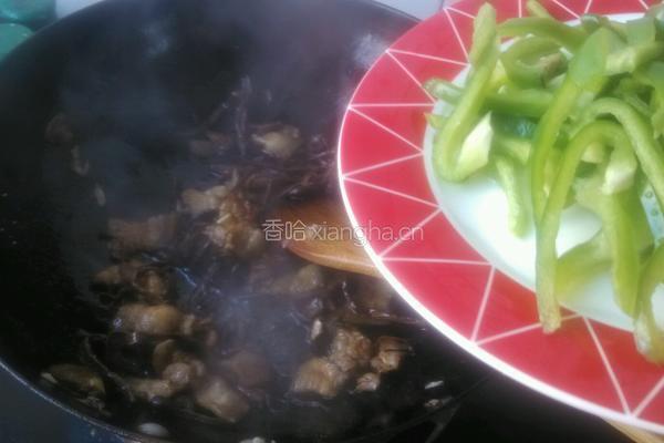 干煸茶树菇肉片的做法图解13