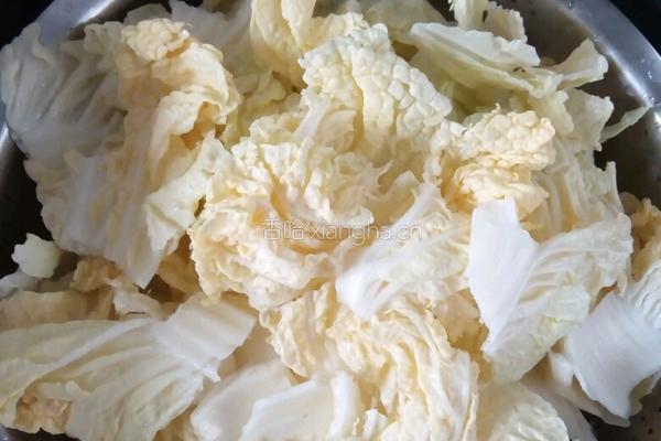 清炒大白菜的做法图解1