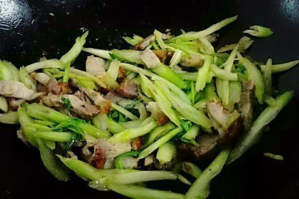 西芹炒烧肉的做法图解5