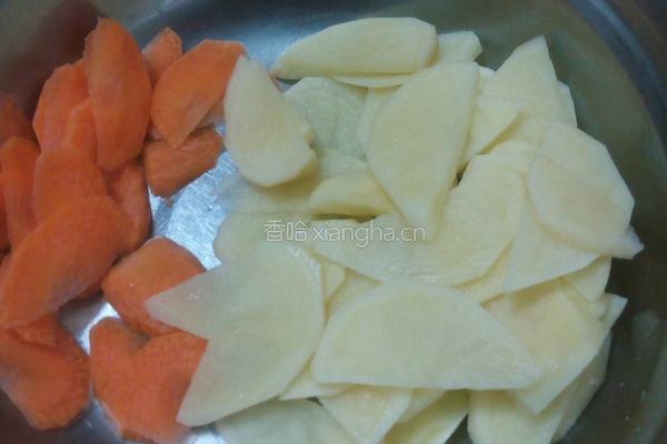 土豆五花肉的做法图解3