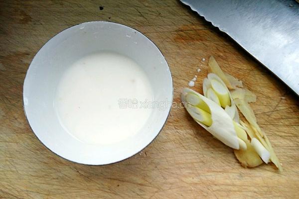杂蔬番茄炒虾仁的做法图解6