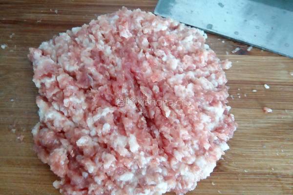 豌豆肉圆汤的做法图解2