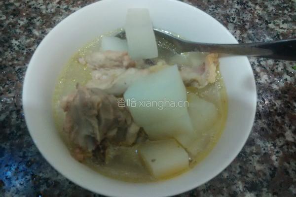 萝卜炖鸡汤的做法图解3