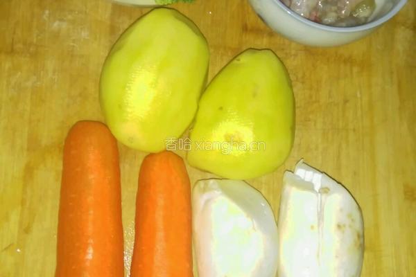 虾仁咖喱饭的做法图解1