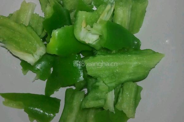 鸡蛋烧蘑菇的做法图解2