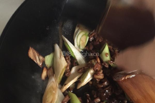 葱爆羊肉的做法图解7
