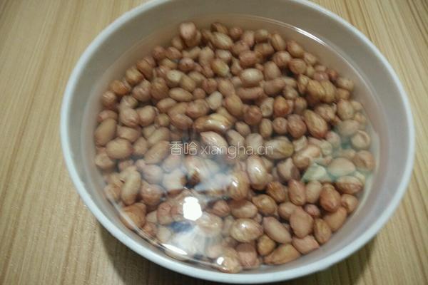 粮满仓（凉拌花生）的做法图解1