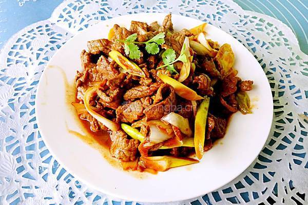 大葱爆牛肉的做法图解9