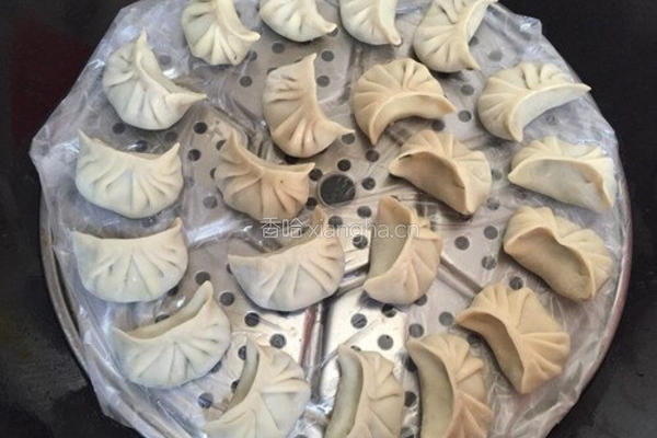 金汤香菜饺的做法图解9