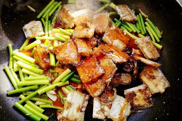 香酥茄汁带鱼的做法图解18