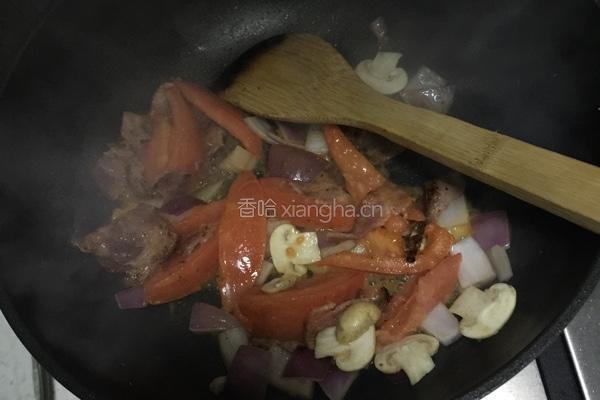 番茄培根意面的做法图解5