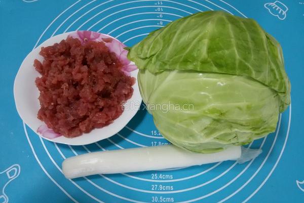 圆白菜酿肉的做法图解1