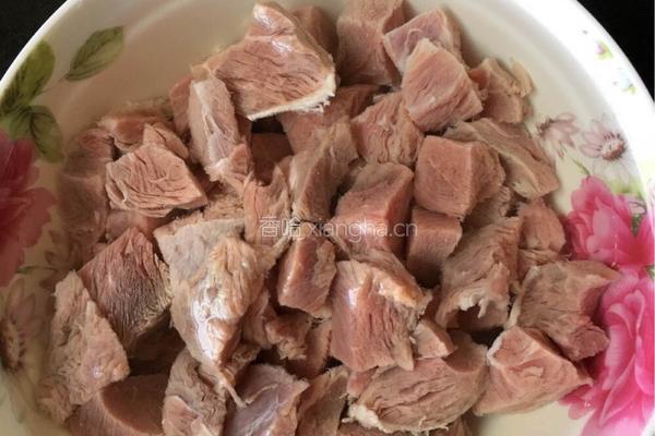 泰式酸甜辣土豆牛肉的做法图解1