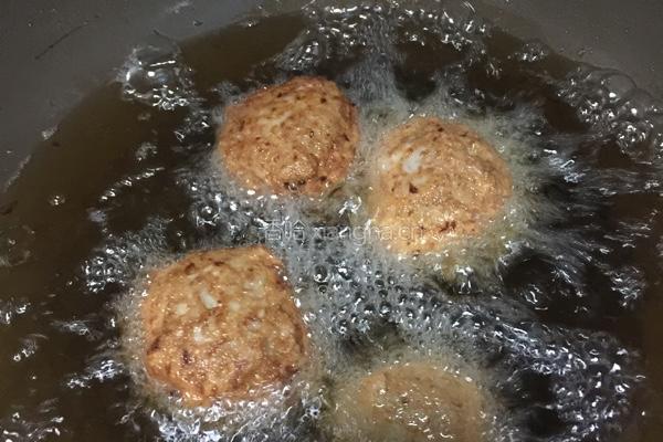 红烧狮子头的做法图解5