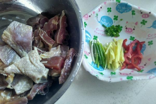 清蒸腊鸡腿的做法图解2